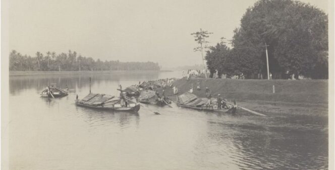 
					Foto. Sungai Brantas yang berada tepat di timur Kertosono, menjadi tempat berlabuh kapal dan perahu sejenis pirogue