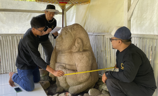 
					Arca Dwarapala Condrogeni I (foto_Sukadi)