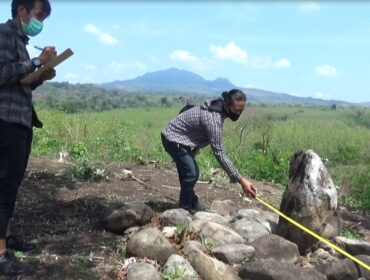 Menhir di Punden Joko Dolog (Foto_sukadi)